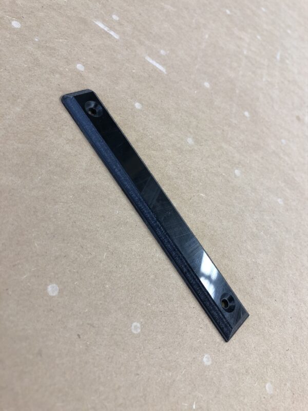 Beispiel fräsen auf BG Cam Fräsmaschine mit Kunststoff – Bild 1