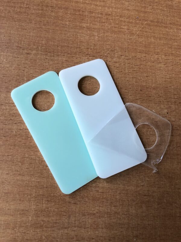 Beispiel laserschneiden auf Eurolaser mit Kunststoff (mit Schutzfolie) – Bild 1