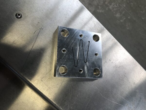 Beispiel wasserstrahlschneiden - abrasiv auf Resato Wasserstrahlanlage mit Aluminium – Bild 1